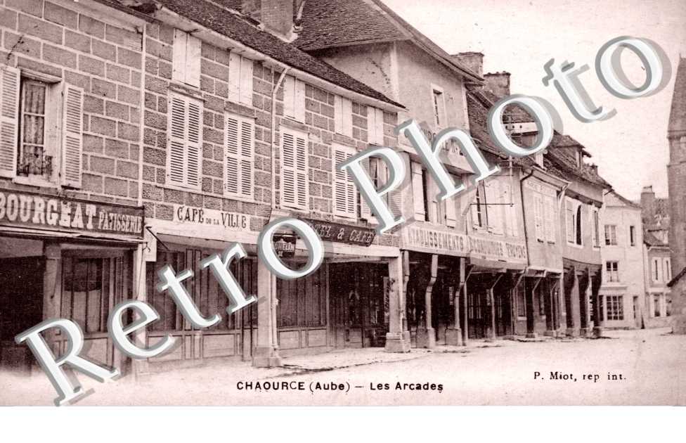 Les Arcades