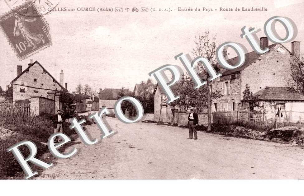 Entree du pays - route de Landreville