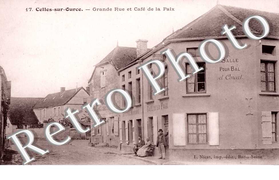 Grande rue et cafe de la paix