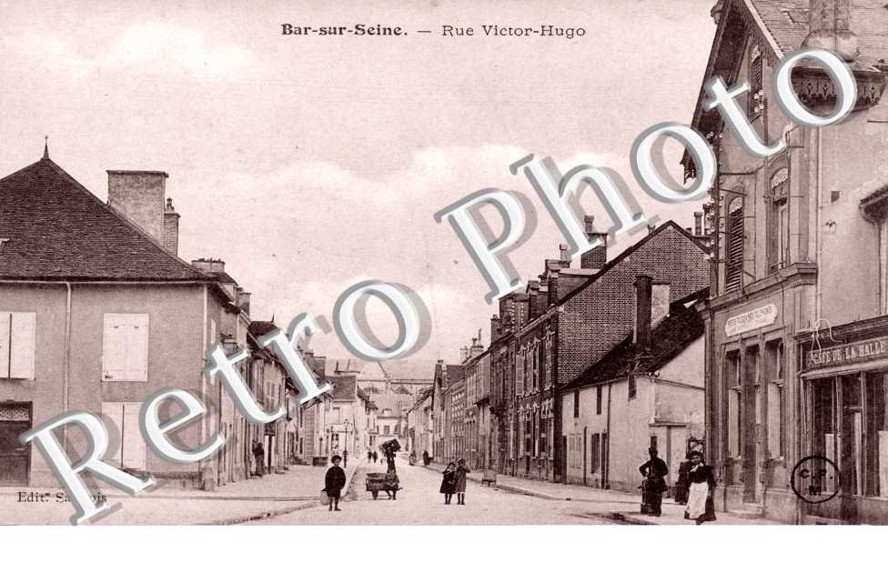 La Rue Victor Hugo
