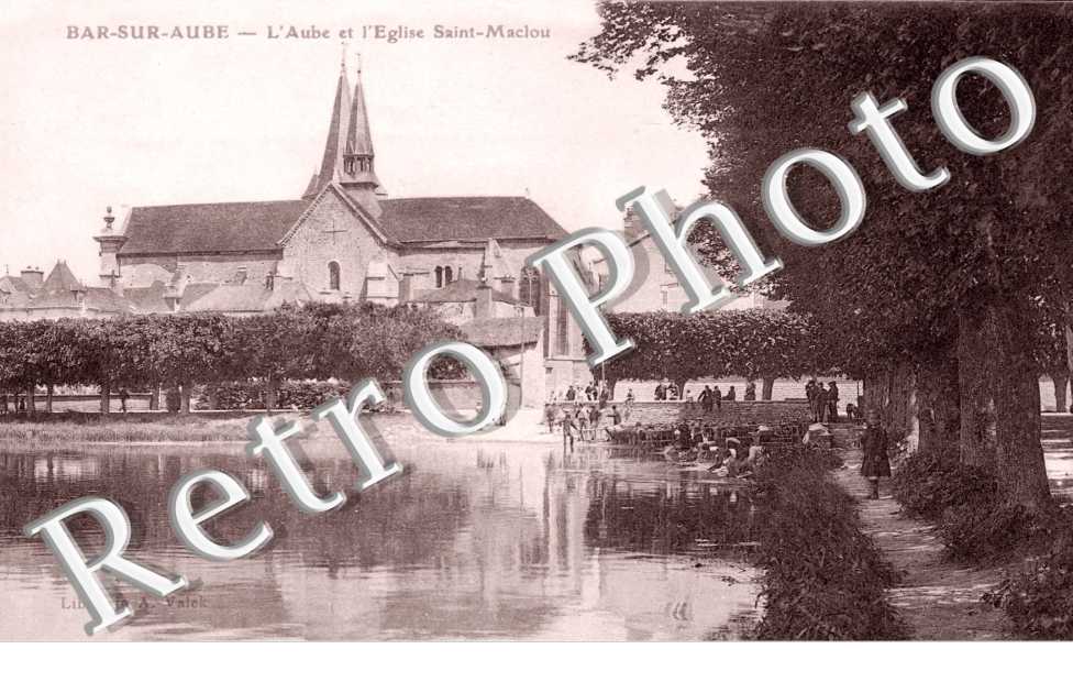 L'Aube et l'Eglise Saint Maclou