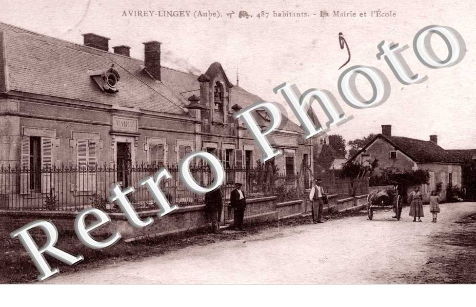 La mairie et l'ecole