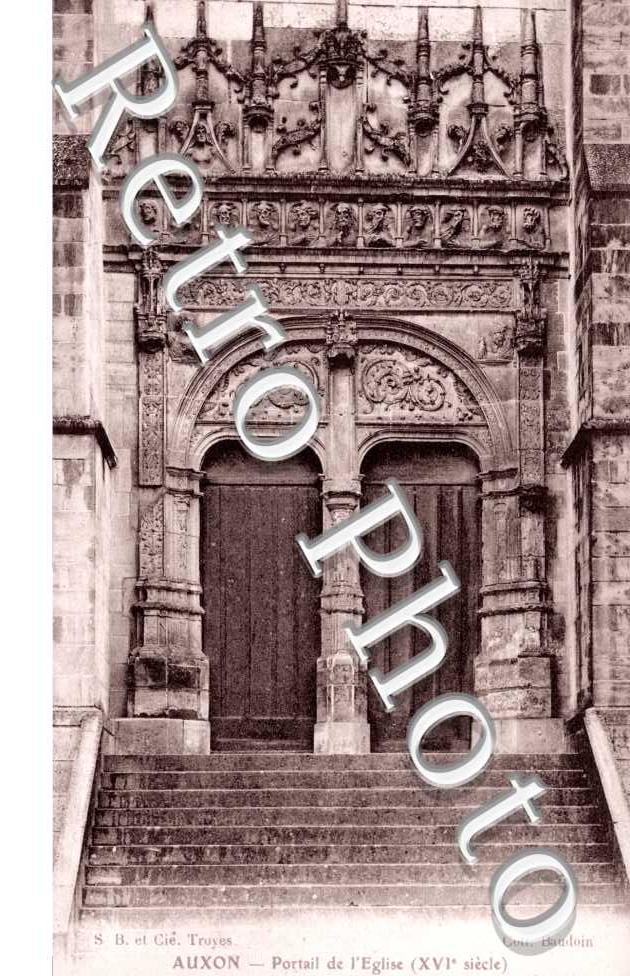 Portail de l'Eglise