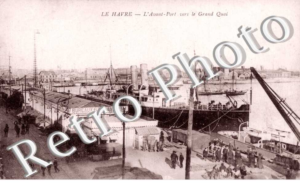 L'Avant Port vers le Grand Quai (bateau)