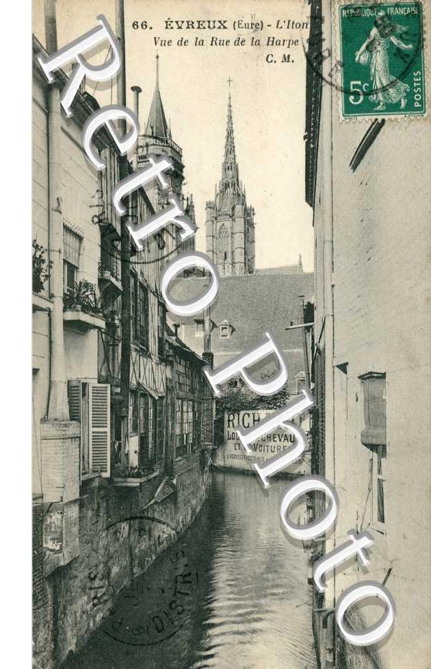 l'Iton, Vue de la Rue de la Harpe