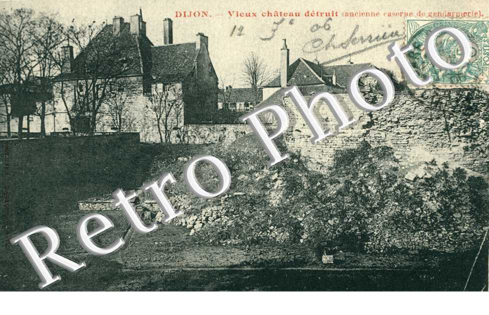 Vieux Chateau detruit