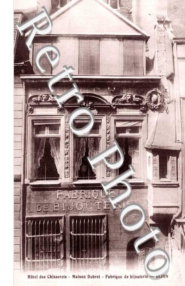Hotel des Chisserets, Maison Dubret, Fabrique de bijouterie (8 rue du Bourg)
