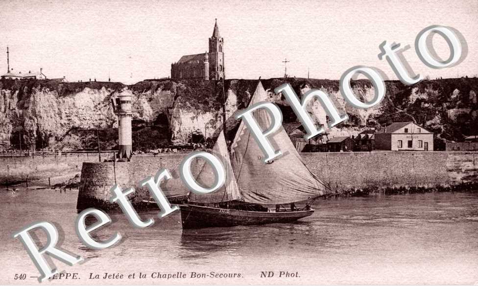 La Jetée et la Chapelle Bon Secours