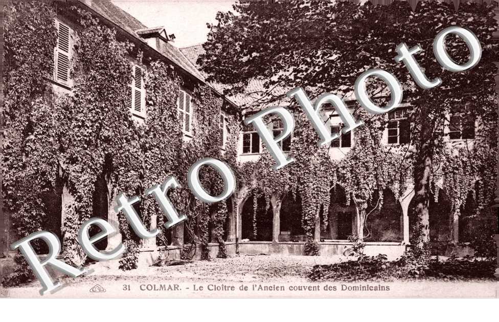 Le cloitre de l'Ancien couvent
