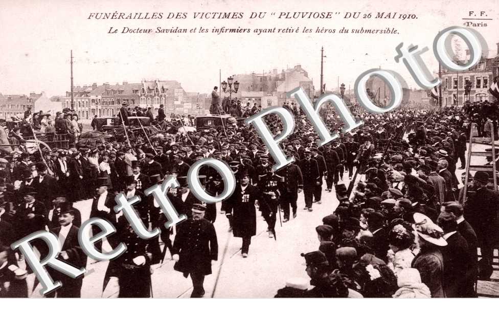 Funerailles des Victimes du Pluviose du 26 Mai 1910, le Docteur Savidan et les Infirmiers