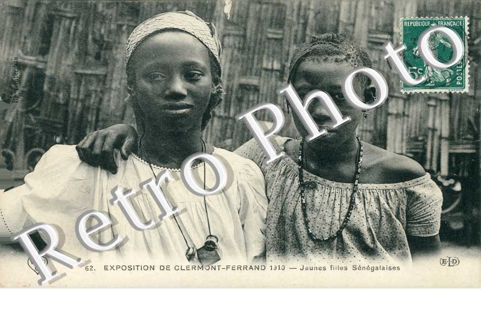 Exposition de 1910 - Jeunes Filles Senegalaises