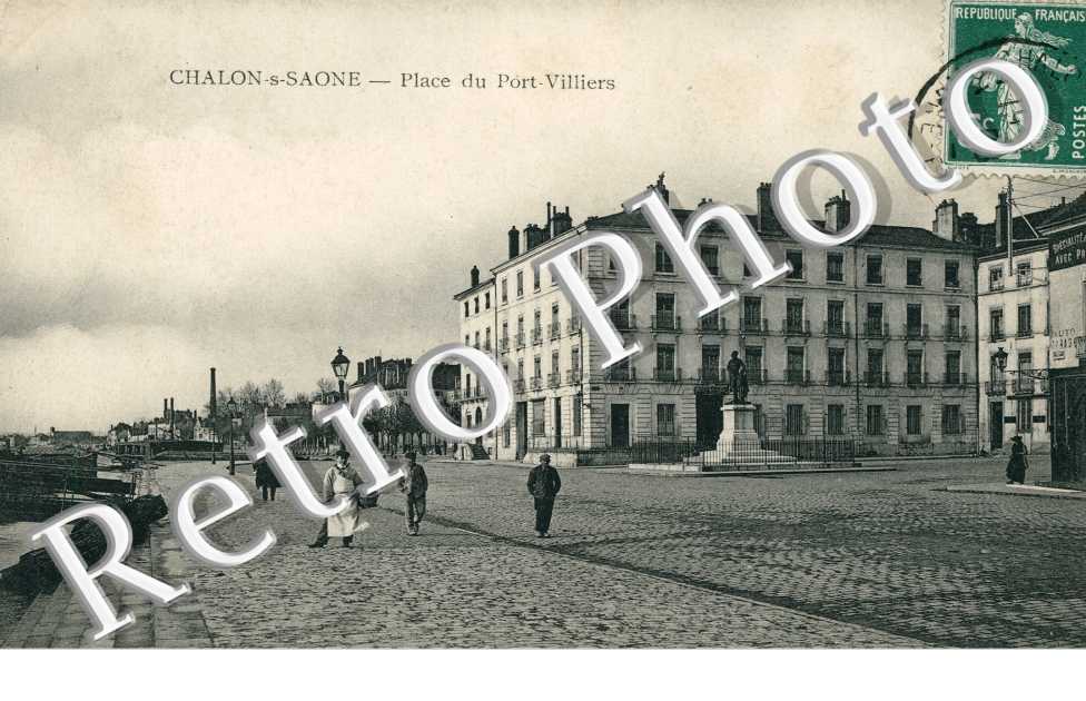 Place du Port Villiers