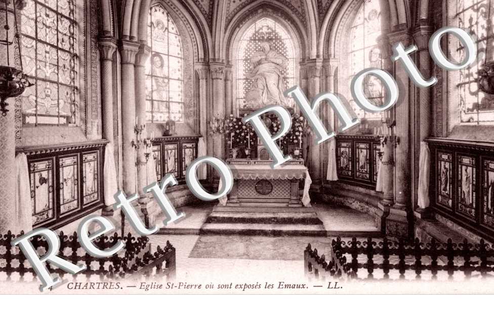 l'Eglise Saint Pierre ou sont exposes les emaux