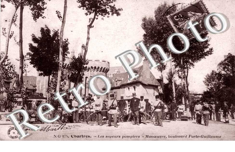 Sapeurs pompiers - manoeuvre - boulevard Porte-Guillaume