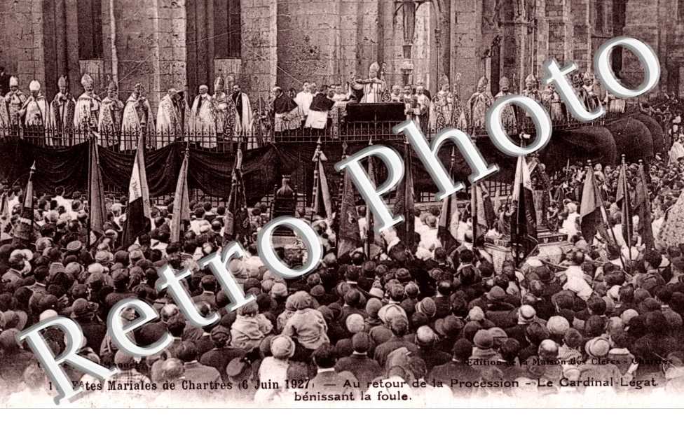 Fetes Mariales 6 juin 1927 - Au retour de la procession - Cardinal Legat