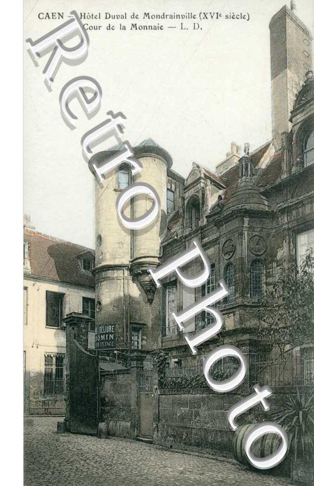 l'Hotel Duval de Mondrainville, Cour de la Monnaie