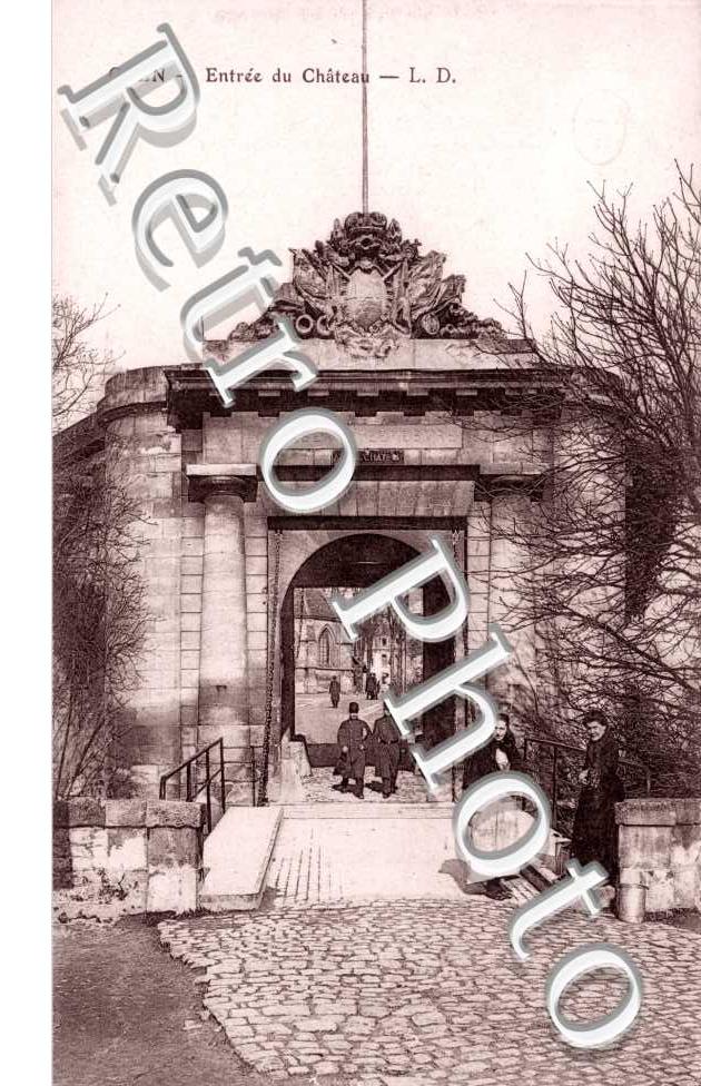 Entree du Chateau