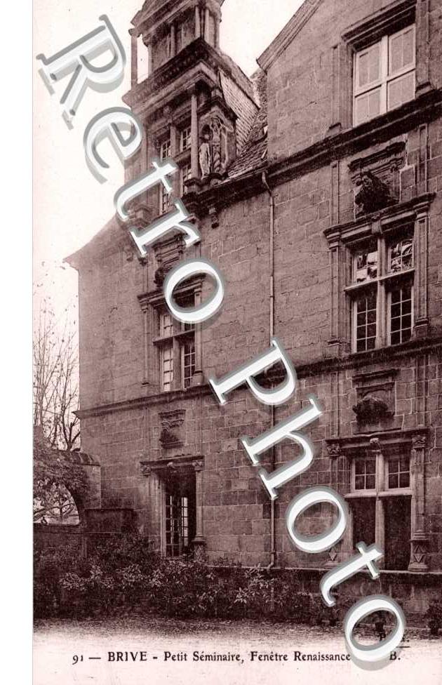 Petit Seminaire, Fenetre Renaissance