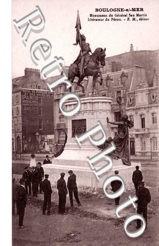 Monument du General san Martin Liberateur du Perou