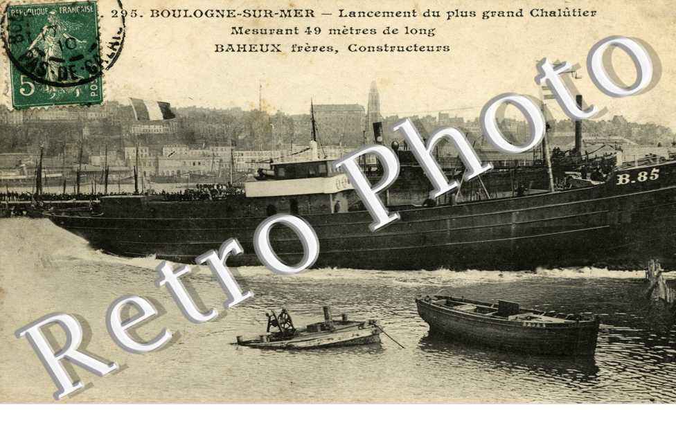 Lancement du plus grand chalutier Baheux  constructeurs