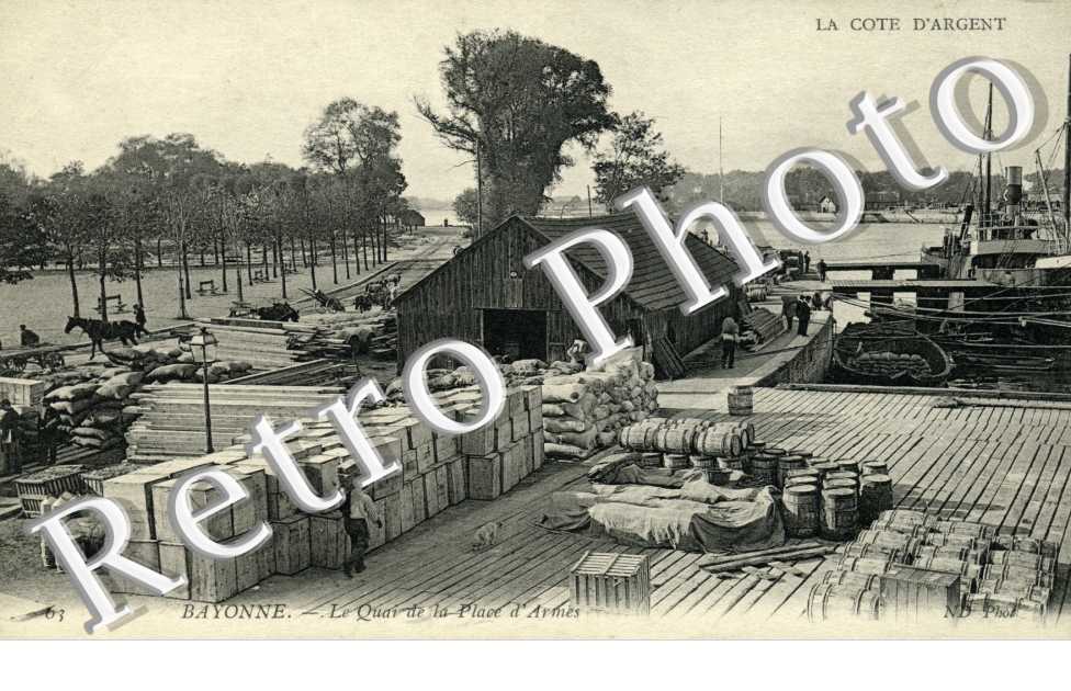 Le Quai de la Place d'Armes