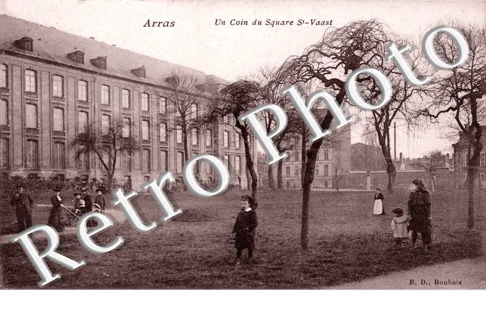 Un Coin du Square Saint Vaast