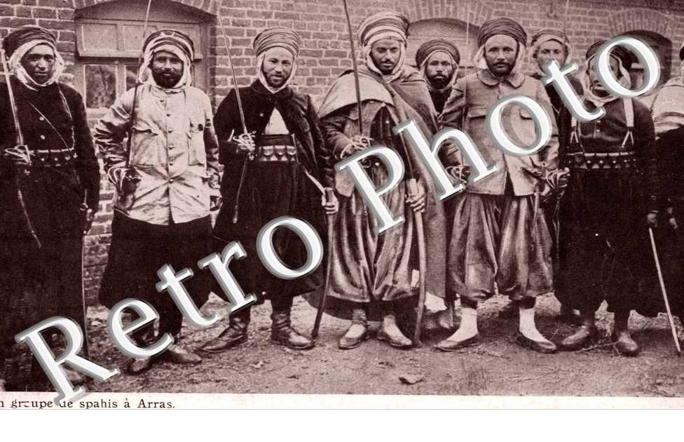 Un groupe de Spahis