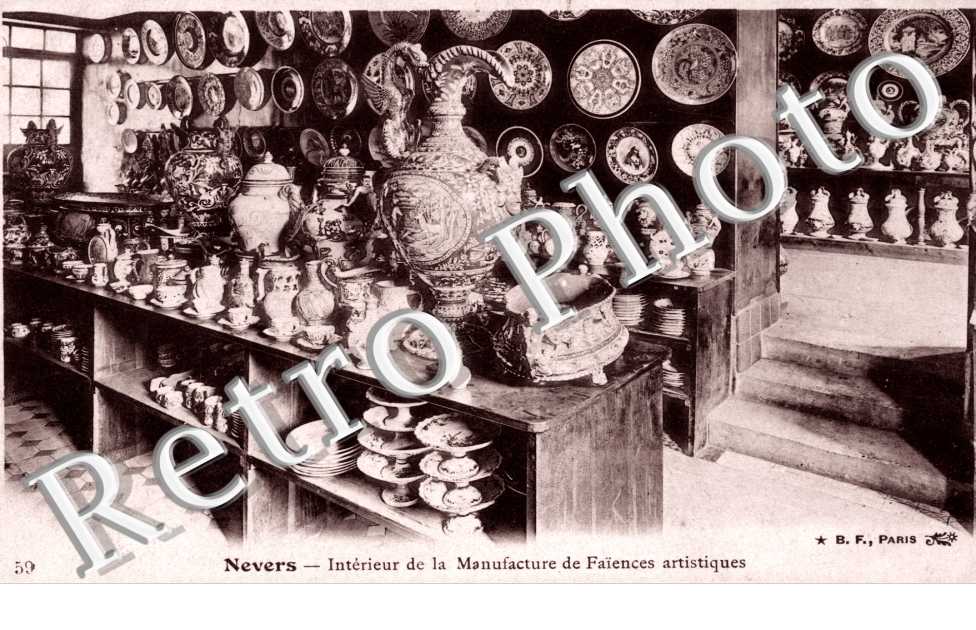interieur de la manufacture de faiences artistiques