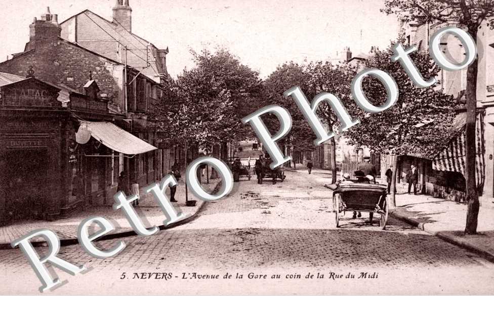 l'avenue de la gare