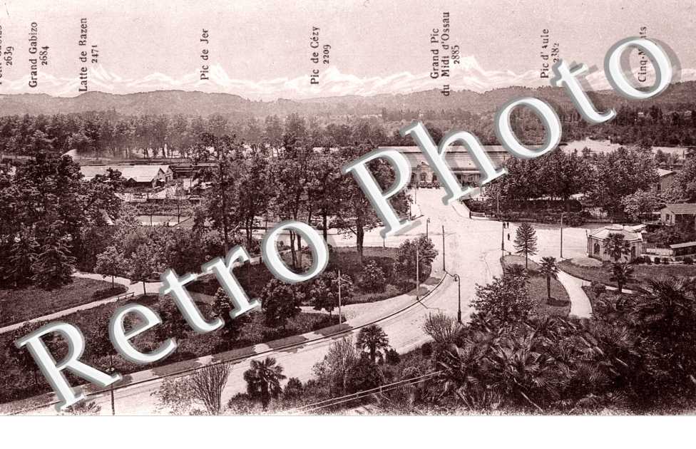 la gare et chaine des Pyrennees