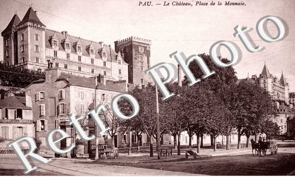 le Chateau place de la monnaie