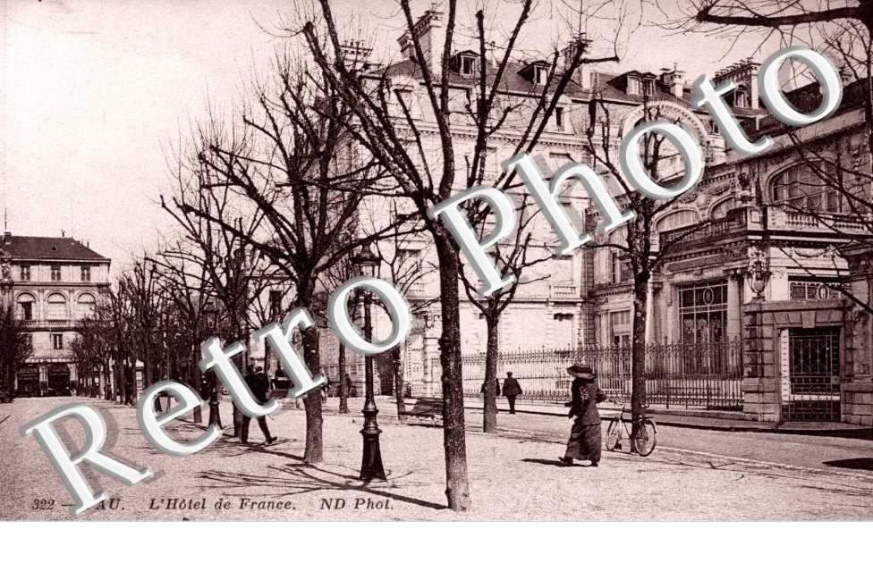 l'hotel de france (le boulevard des Pyrennees)