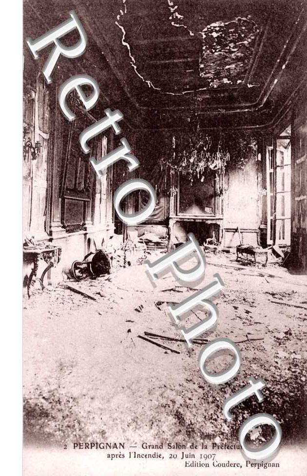 Grand Salon de la Préfecture après l'incendie, 20 juin 1907