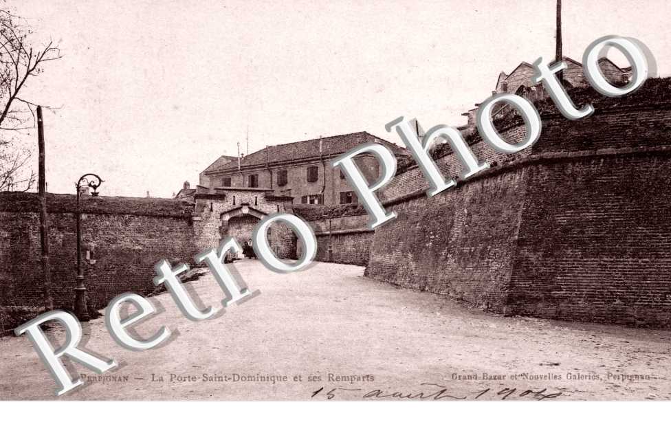 la Porte St Dominique est ses Remparts
