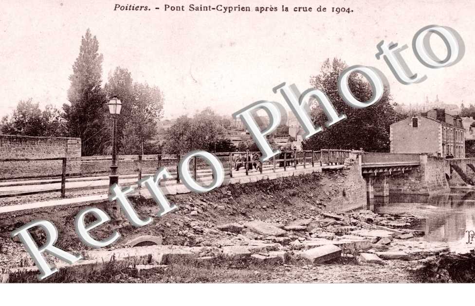 Pont Saint-Cyprien apres la Crue de 1904