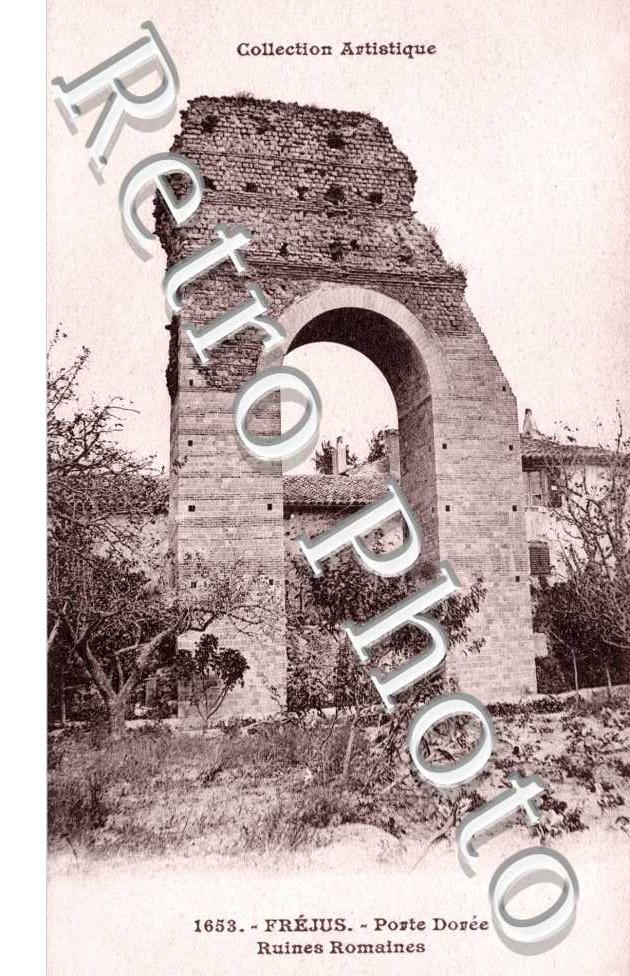 Porte Doree Ruines romaines