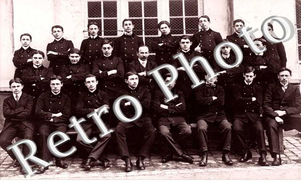 Groupe d'élèves et Professeurs