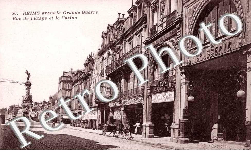 Rue de l'Etape et le Casino