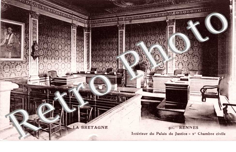 interieur du palais de Justice 2eme chambre civile