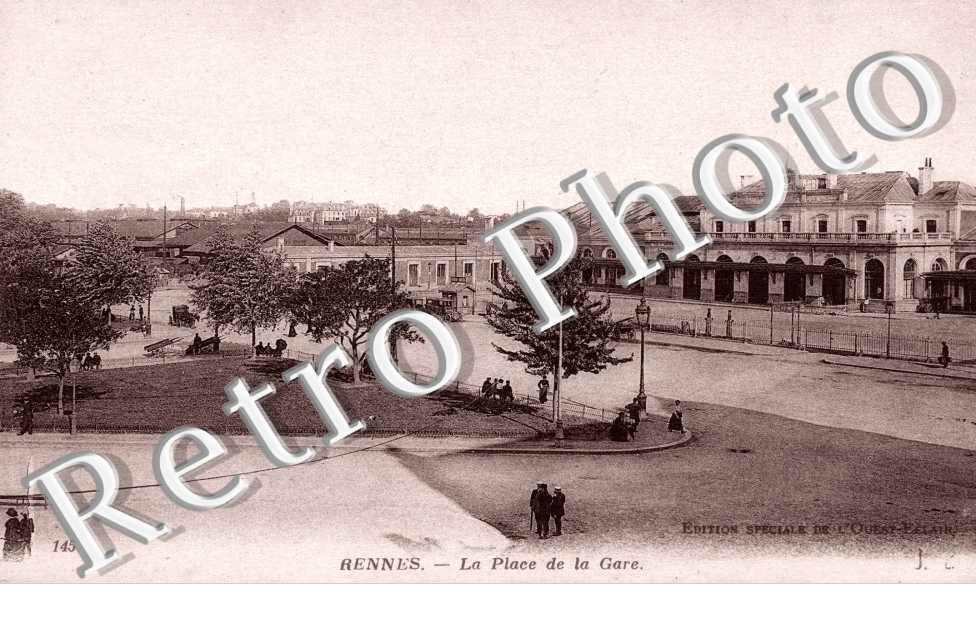 La place de la gare
