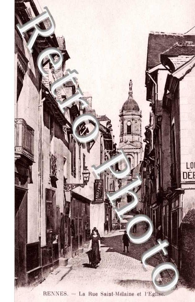 La rue Saint Melaine et l'eglise