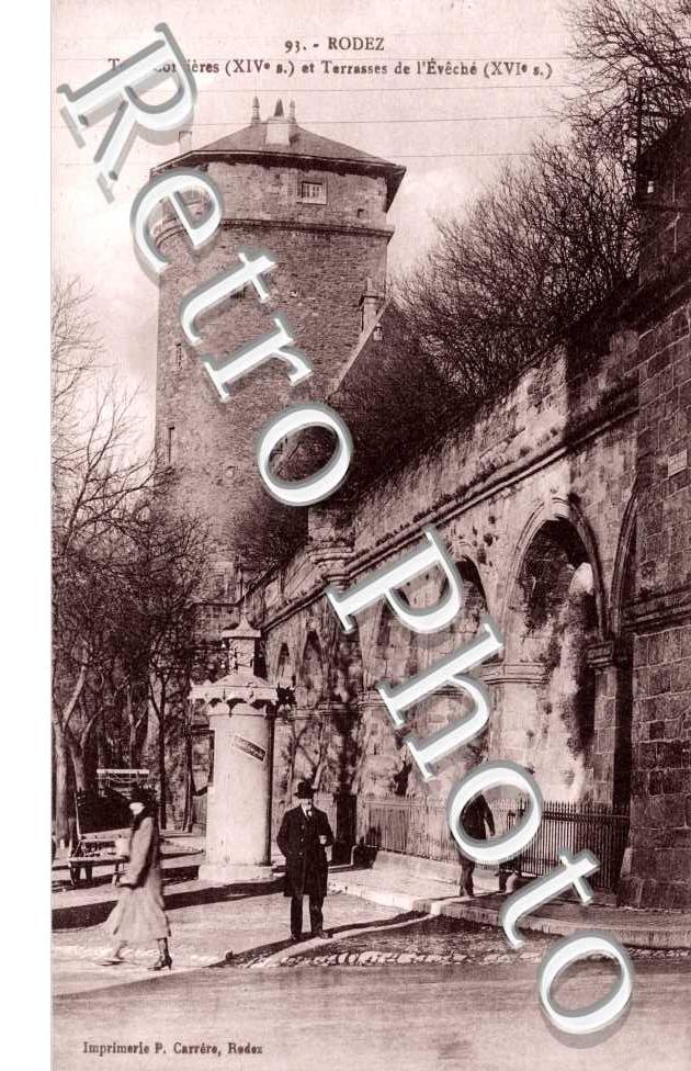 Tour Corbieres (XVIeme siecle) et Terrasses de l'Eveche