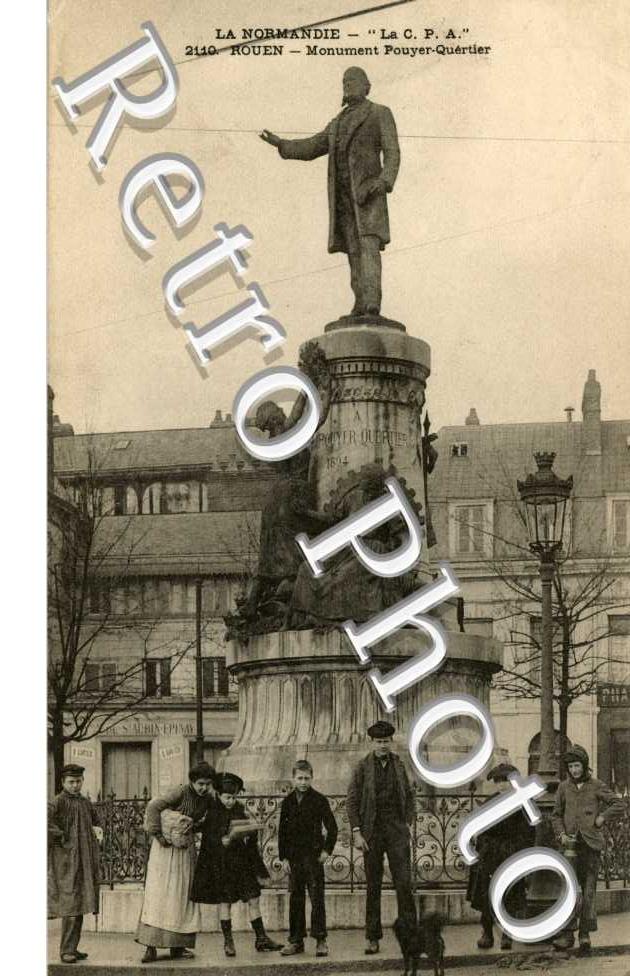 Monument Pouyer Quertier - Place cauchoise