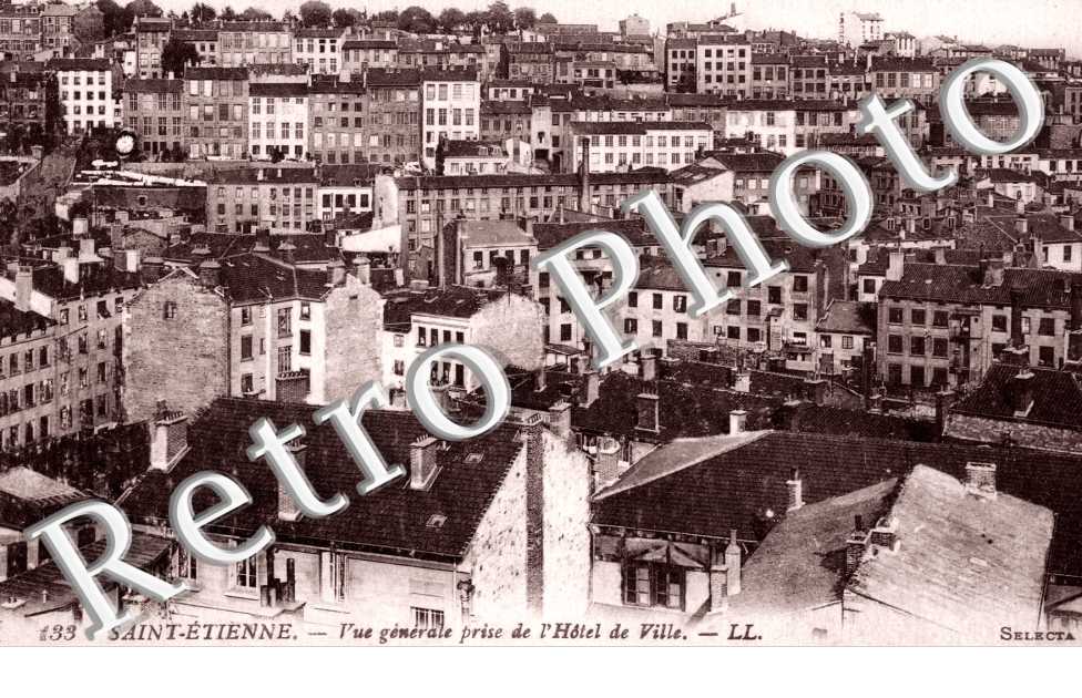 Vue Generale prise de l'Hotel de Ville