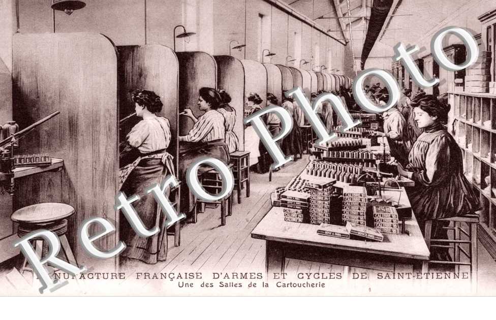 manufacture francaise d'armes et cycles de st etienne, une des salles de la cartoucherie