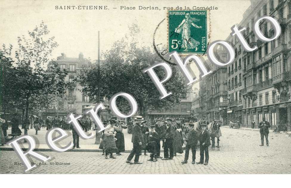 Place Dorian et Rue de la Comedie