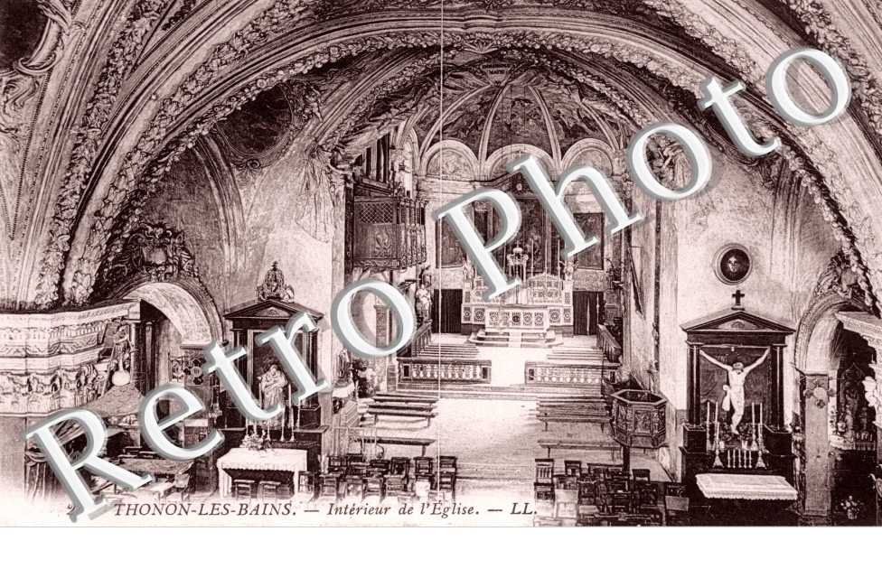 Interieur de l'eglise