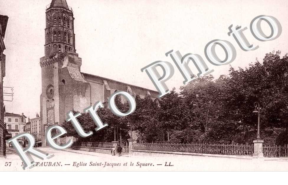 Eglise Saint Jacques et le Square