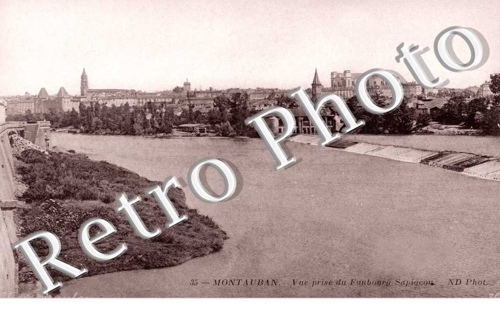 Vue prise du Faubourg Sapiacou