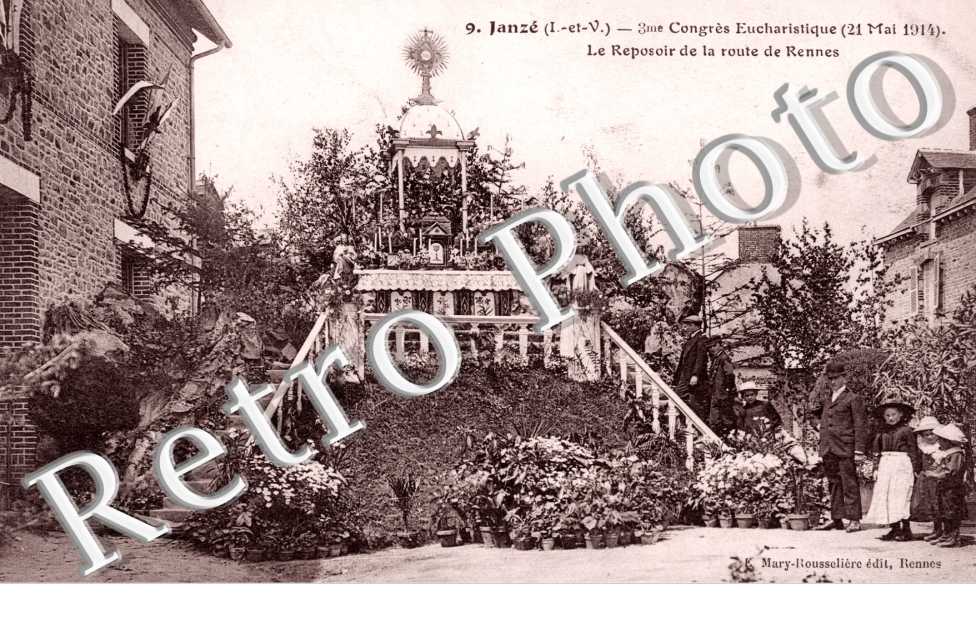 Le 3eme Congres Eucharistique, le Reposoir de la Route de Rennes
